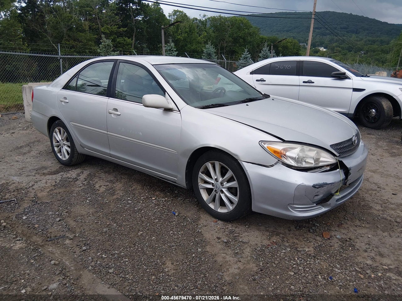 4T1BF32K62U****** · 2002 TOYOTA CAMRY LE