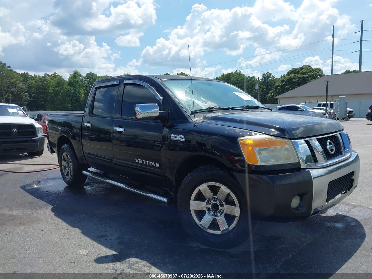 1N6BA0ED1BN****** · 2011 NISSAN TITAN SV