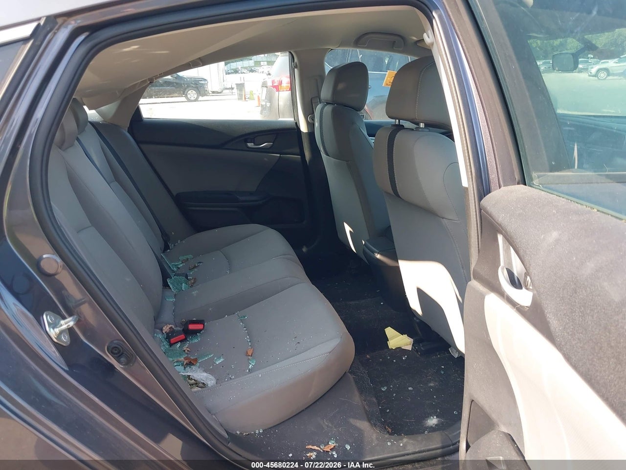 19XFC2F52GE****** · 2016 HONDA CIVIC LX · 8/11
