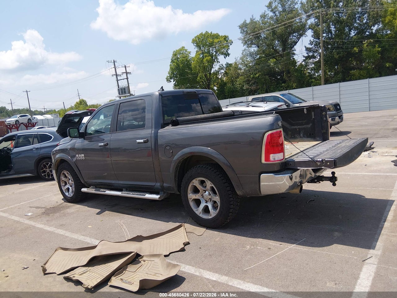 2016 RAM 1500 LARAMIE · 3/11