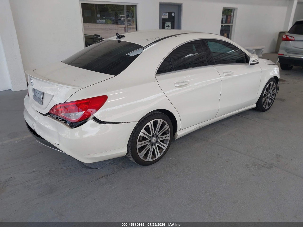 2017 MERCEDES-BENZ CLA 250 · 4/11