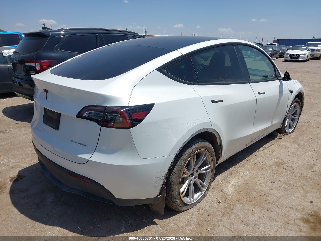 2024 TESLA MODEL Y LONG RANGE SINGLE MOTOR REAR-WHEEL DRIVE/RWD · 4/11