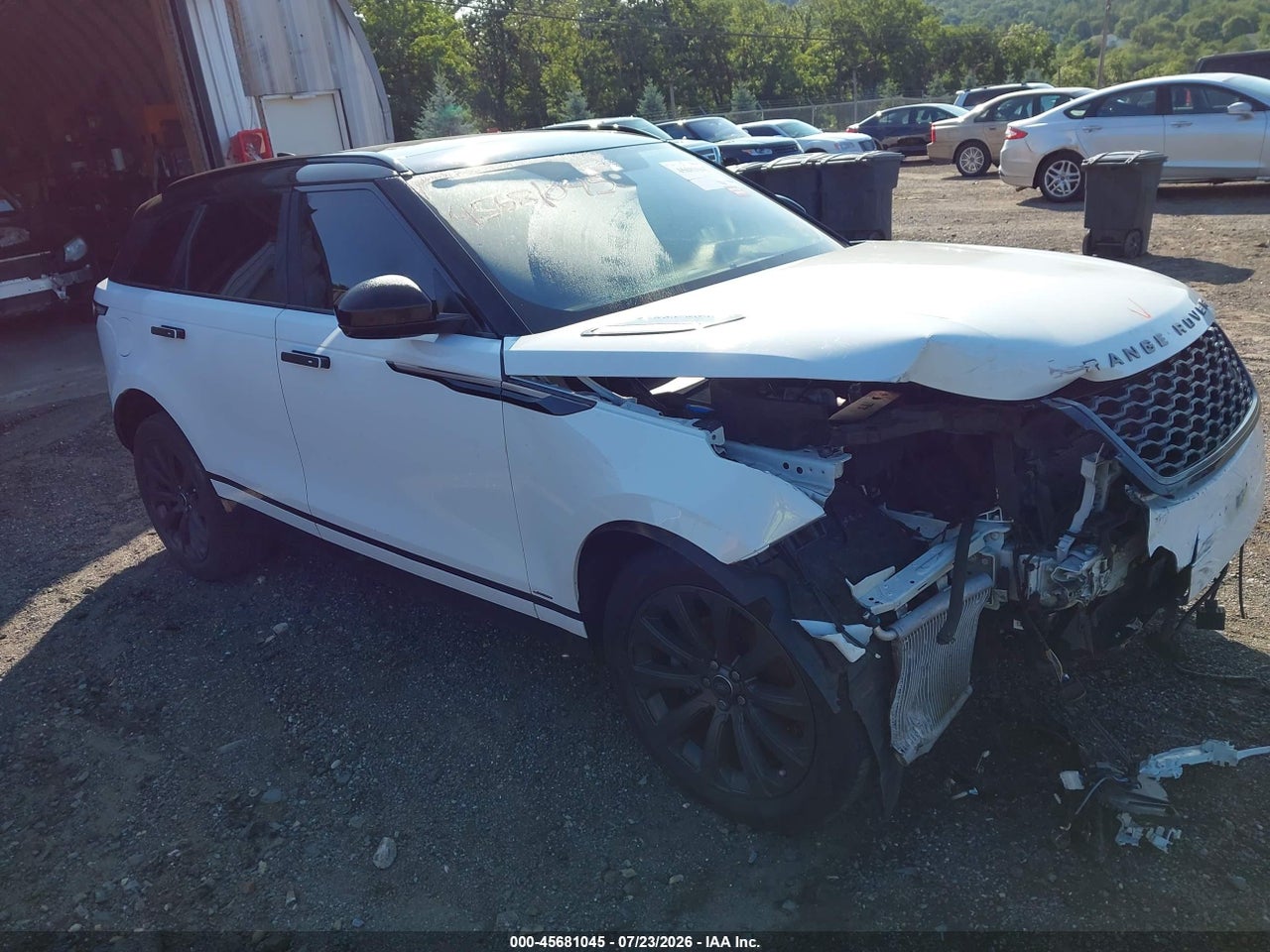 SALYL2EX0KA****** · 2019 LAND ROVER RANGE ROVER VELAR P250 R-DYNAMIC SE