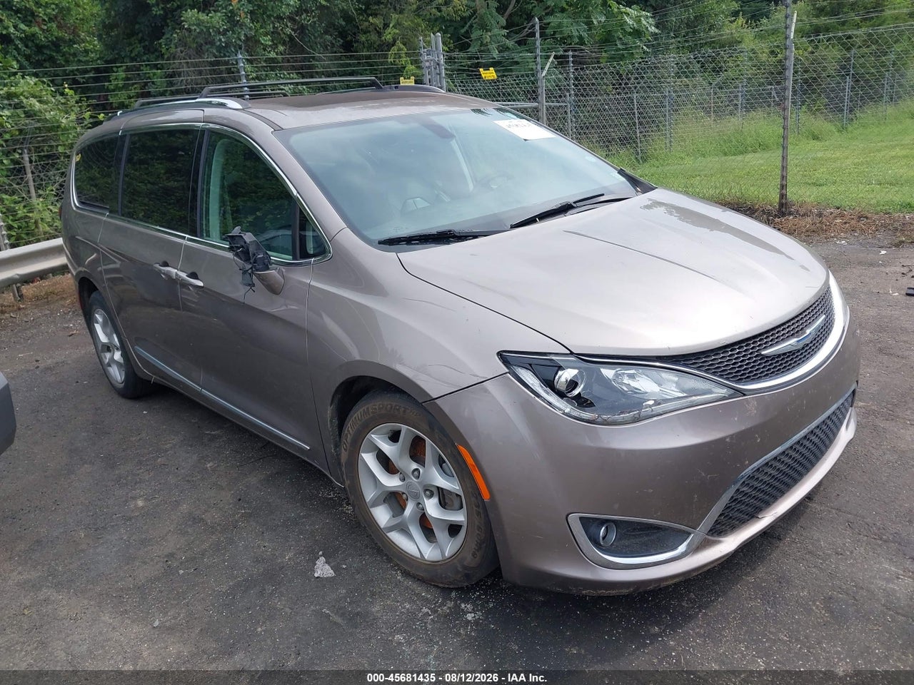 2C4RC1EG1JR****** · 2018 CHRYSLER PACIFICA TOURING L PLUS