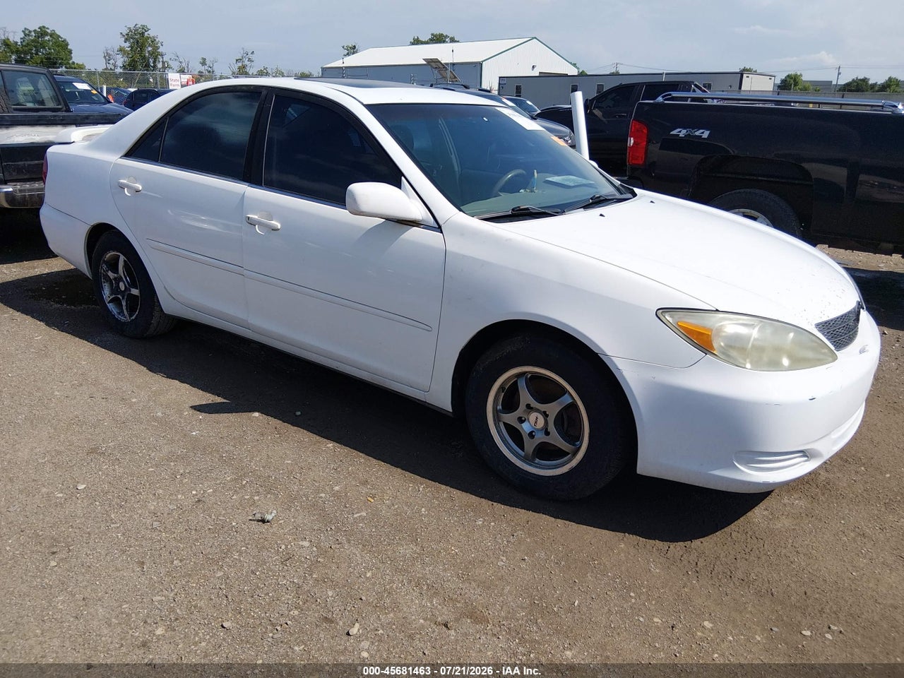 4T1BE32K73U****** · 2003 TOYOTA CAMRY LE/XLE/SE