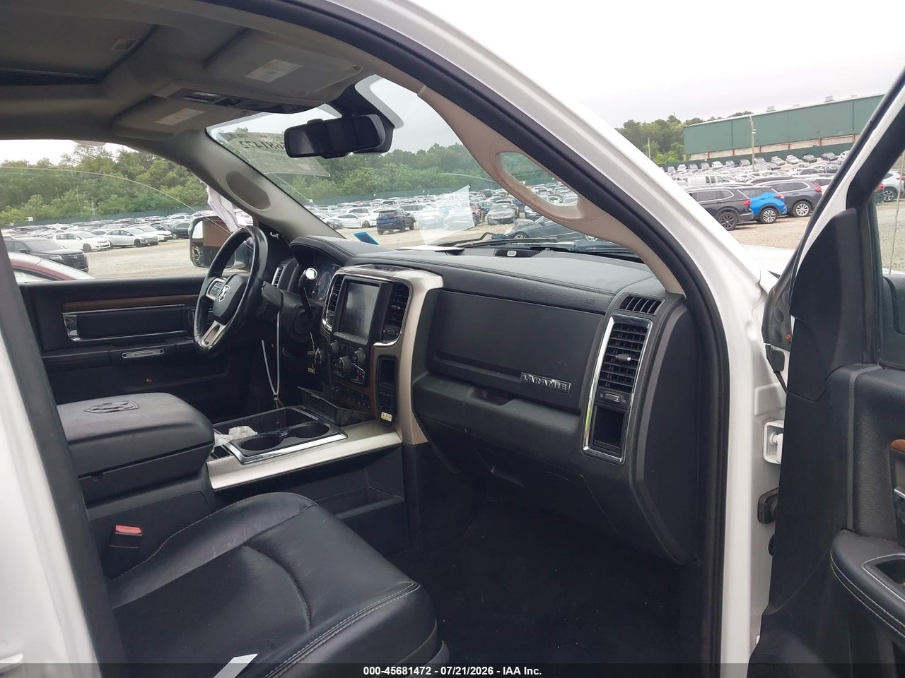 2015 RAM 2500 LARAMIE · 5/11