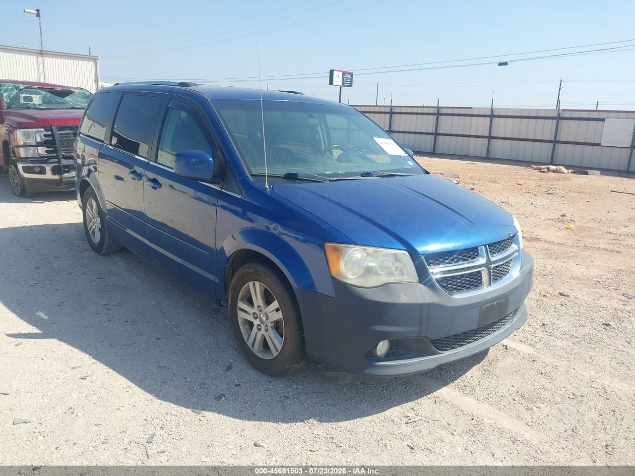 2D4RN5DG0BR****** · 2011 DODGE GRAND CARAVAN CREW
