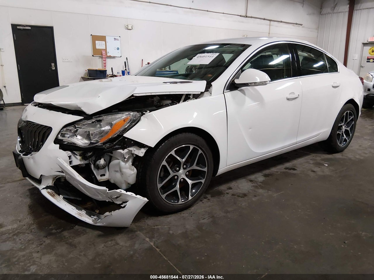 2017 BUICK REGAL TURBO SPORT TOURING · 2/11