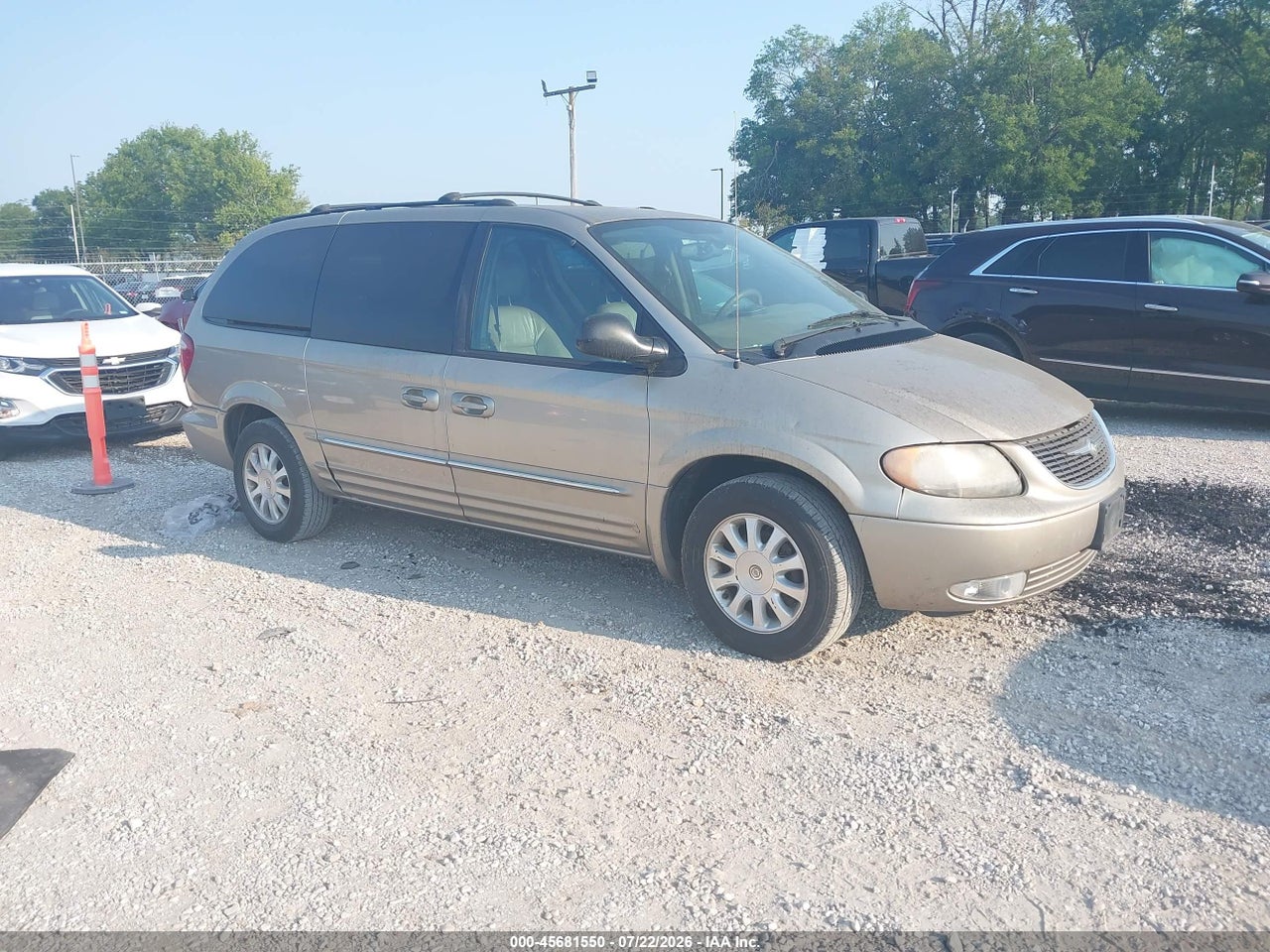 2C4GP54L23R****** · 2003 CHRYSLER TOWN &amp; COUNTRY LXI