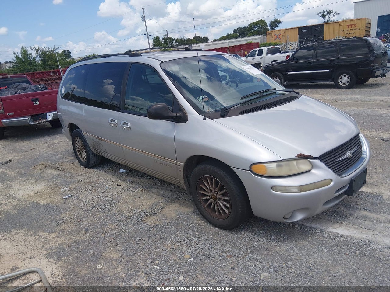 1C4GP54L9XB****** · 1999 CHRYSLER TOWN &amp; COUNTRY LX