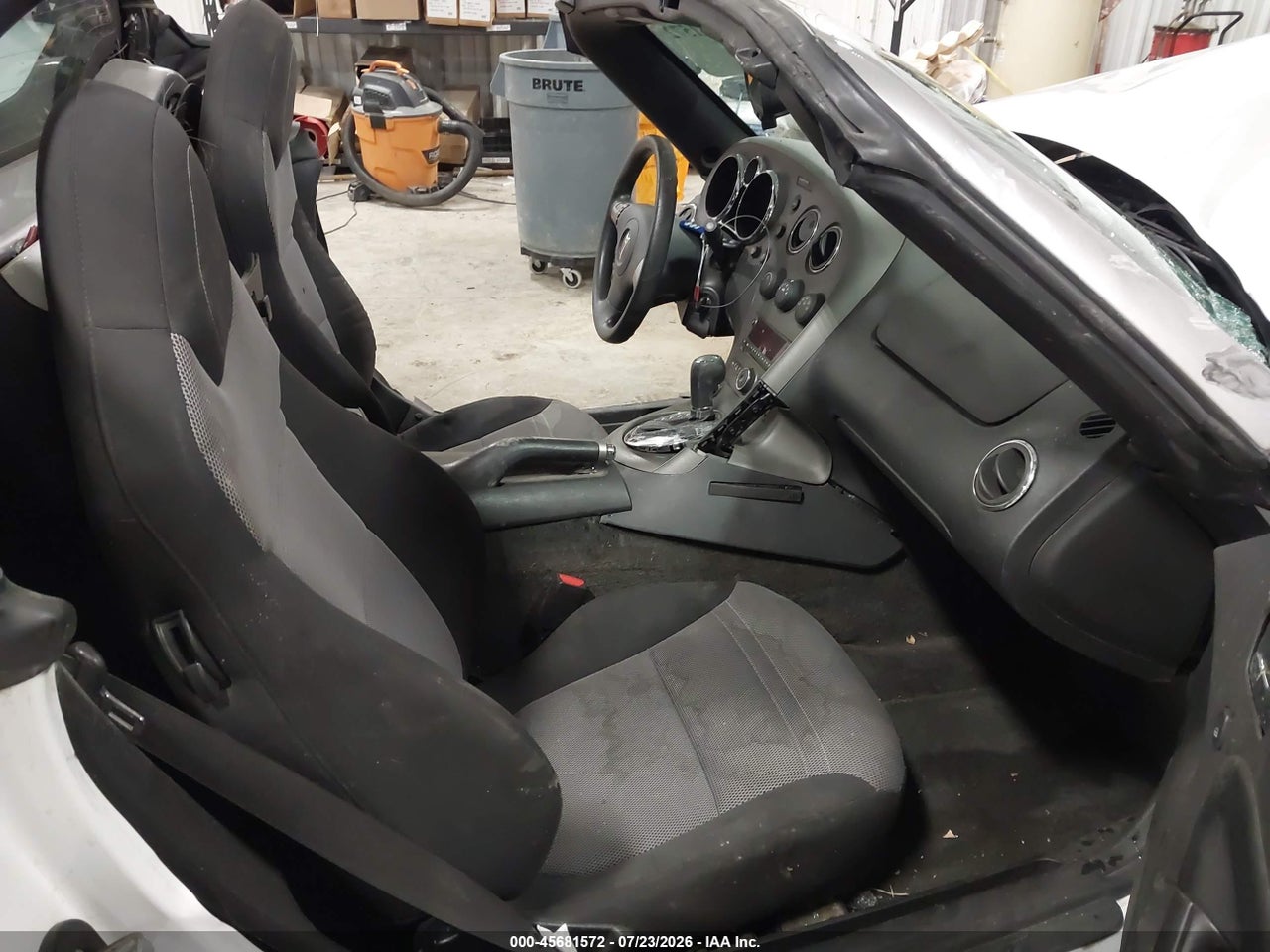 2008 PONTIAC SOLSTICE · 5/11