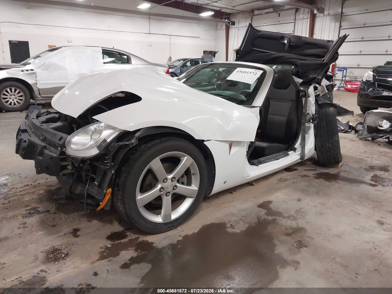 2008 PONTIAC SOLSTICE · 2/11