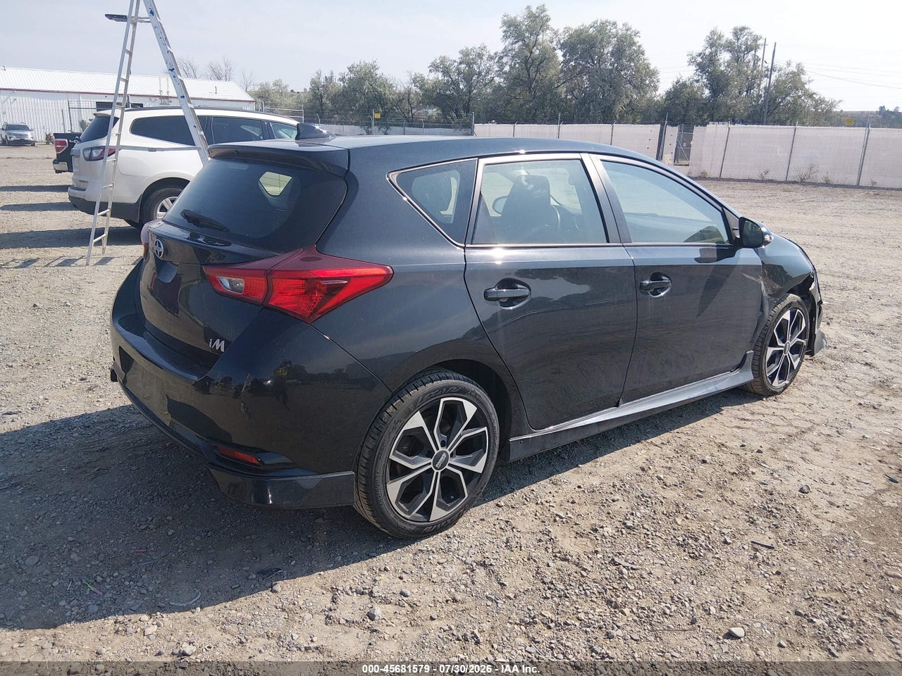 2016 SCION IM · 4/11