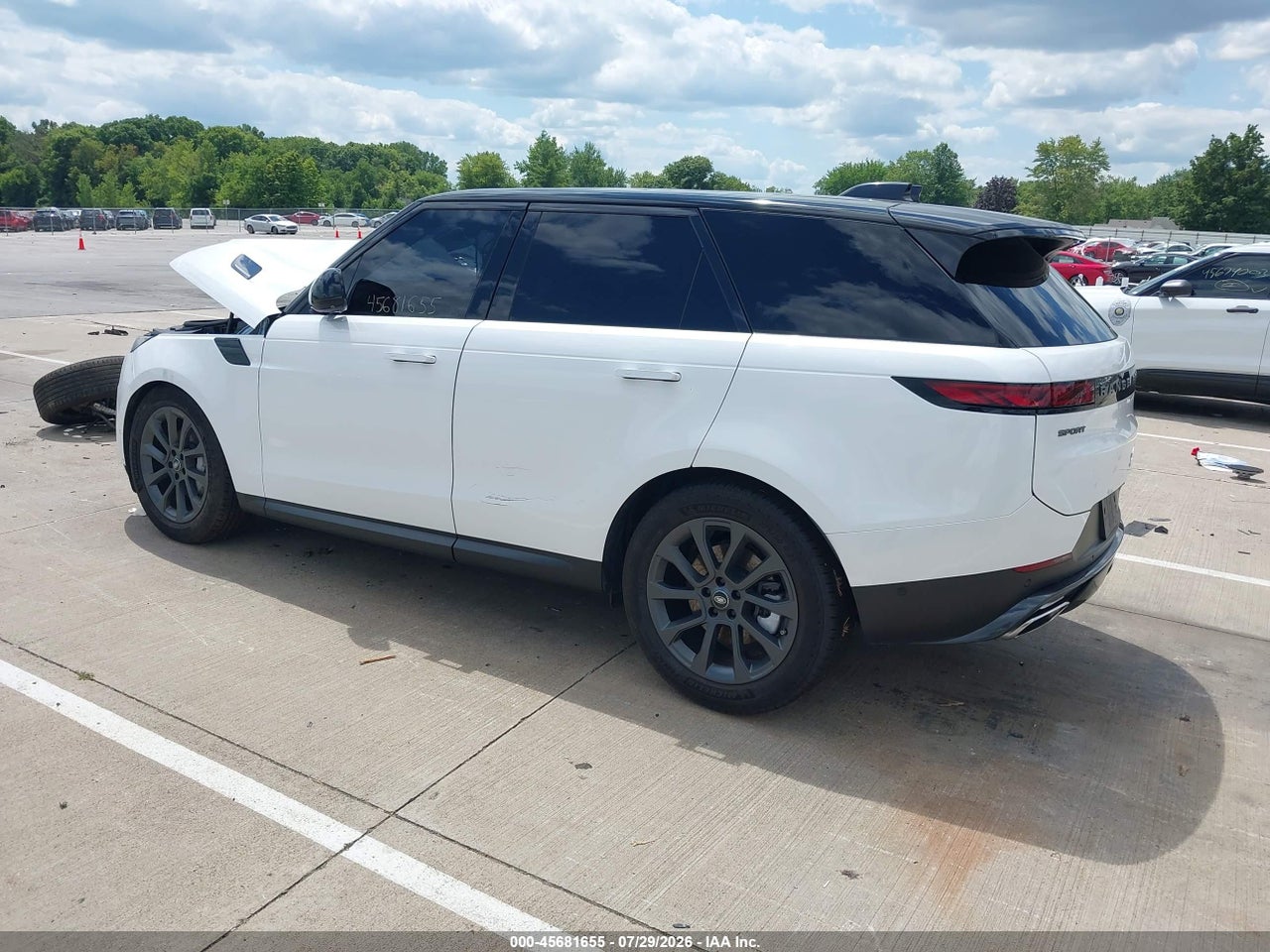 2024 LAND ROVER RANGE ROVER SPORT SE · 3/11