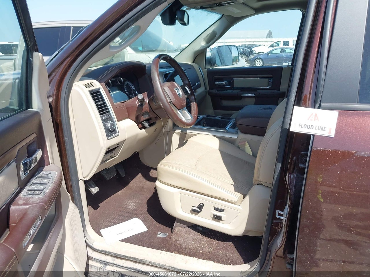 2015 RAM 2500 LARAMIE · 6/11