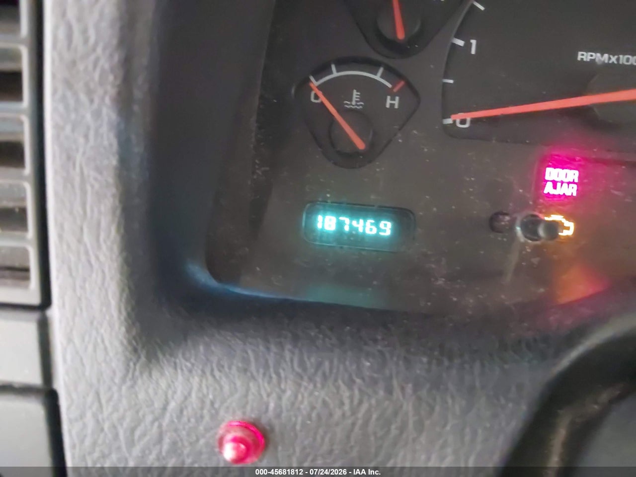 1B8HS38N02F****** · 2002 DODGE DURANGO SPORT · 7/11