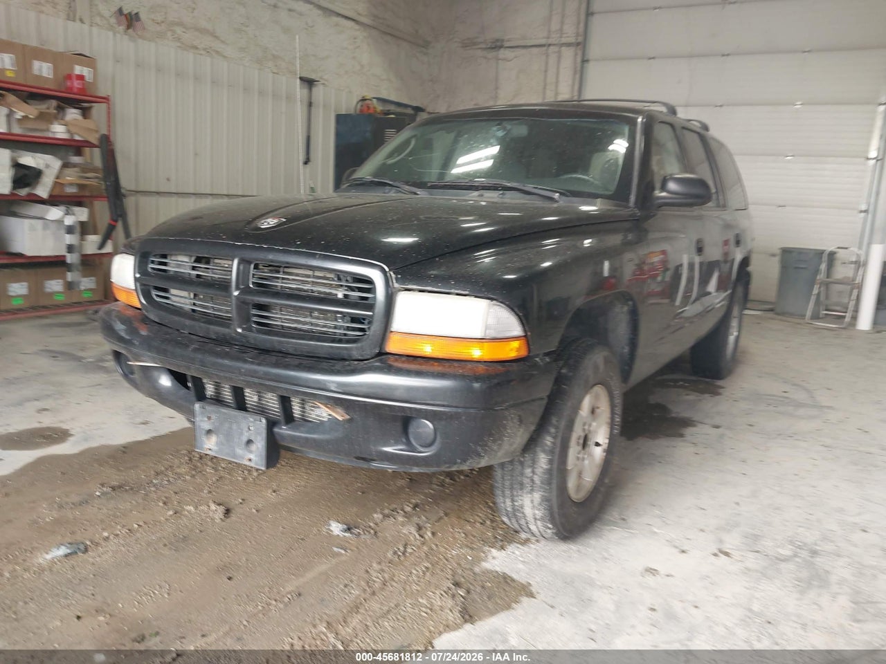 1B8HS38N02F****** · 2002 DODGE DURANGO SPORT · 2/11