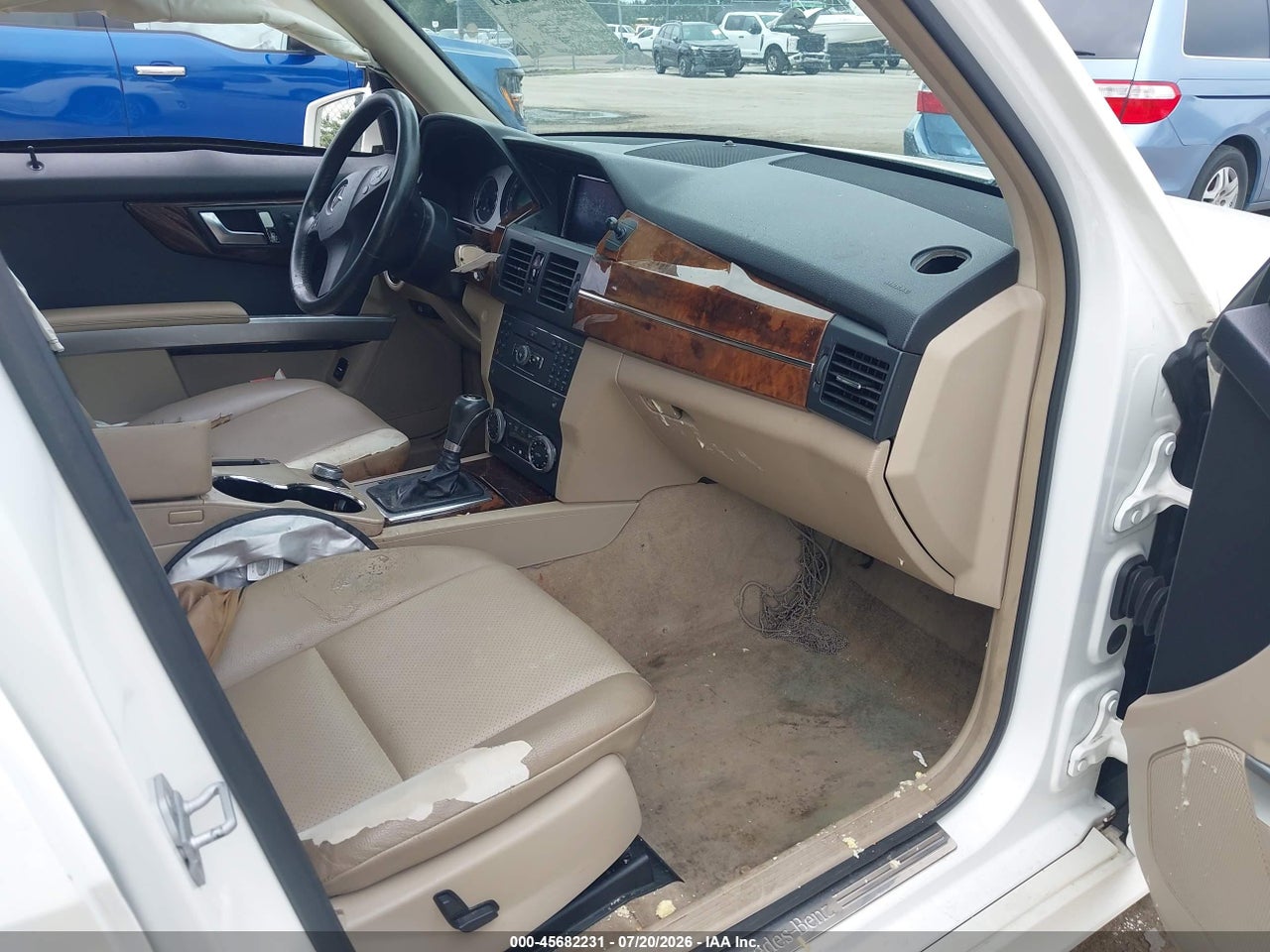 2012 MERCEDES-BENZ GLK 350 · 5/11