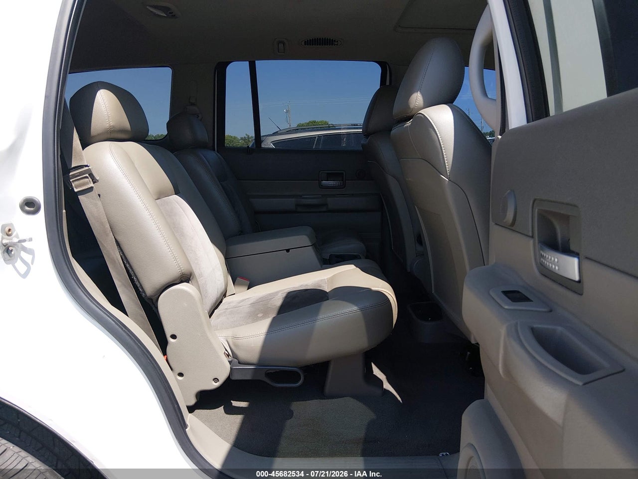 1D8HD582X7F****** · 2007 DODGE DURANGO LIMITED · 8/11