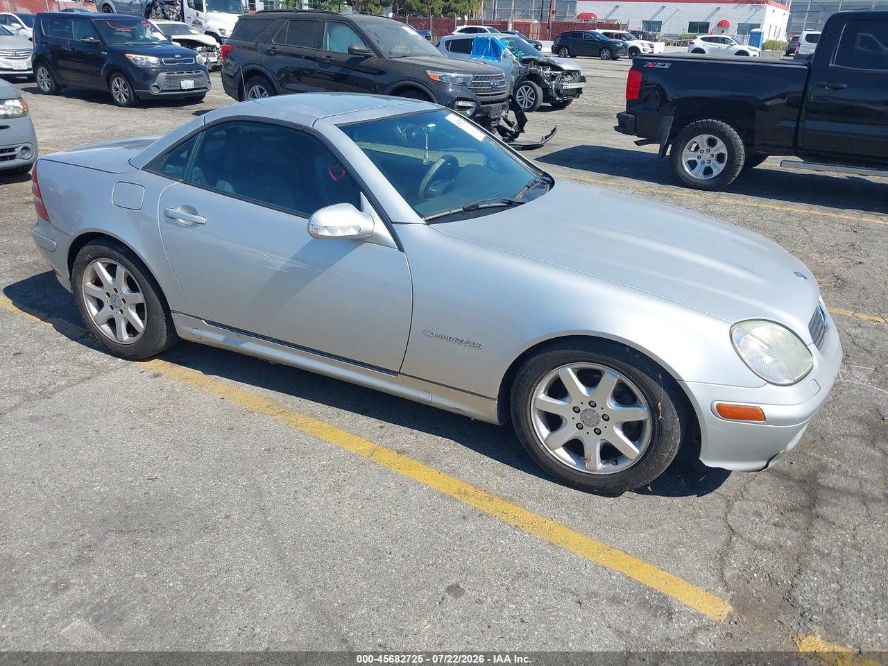 WDBKK49F23F****** · 2003 MERCEDES-BENZ SLK 230 KOMPRESSOR