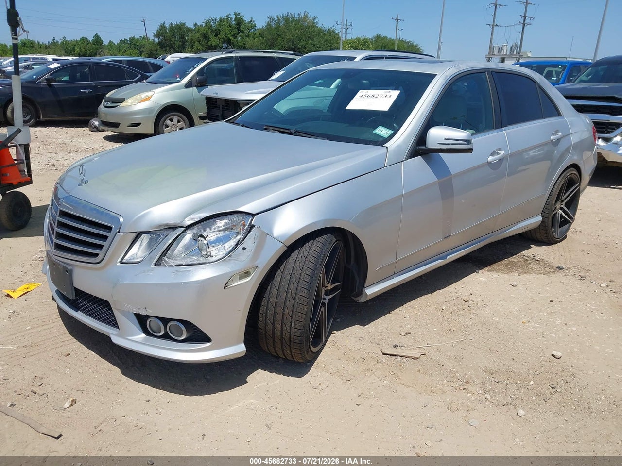 2010 MERCEDES-BENZ E 350   · 2/11