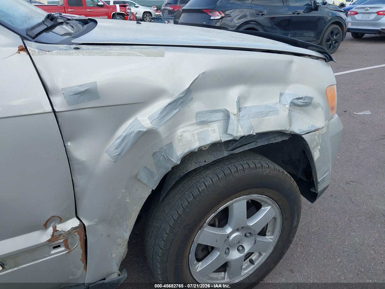 2008 JEEP GRAND CHEROKEE LAREDO · 6/11