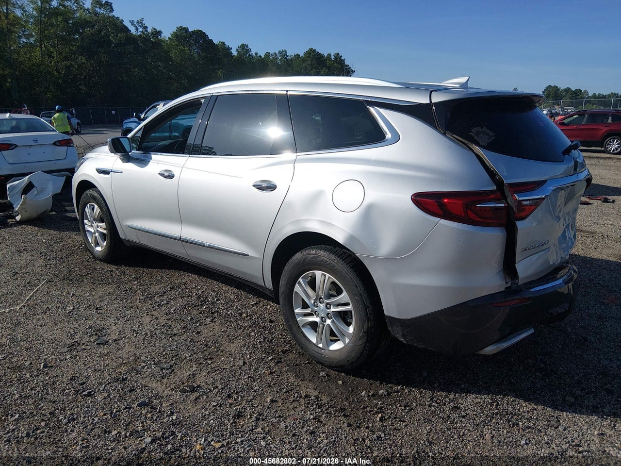 2020 BUICK ENCLAVE FWD ESSENCE · 3/11