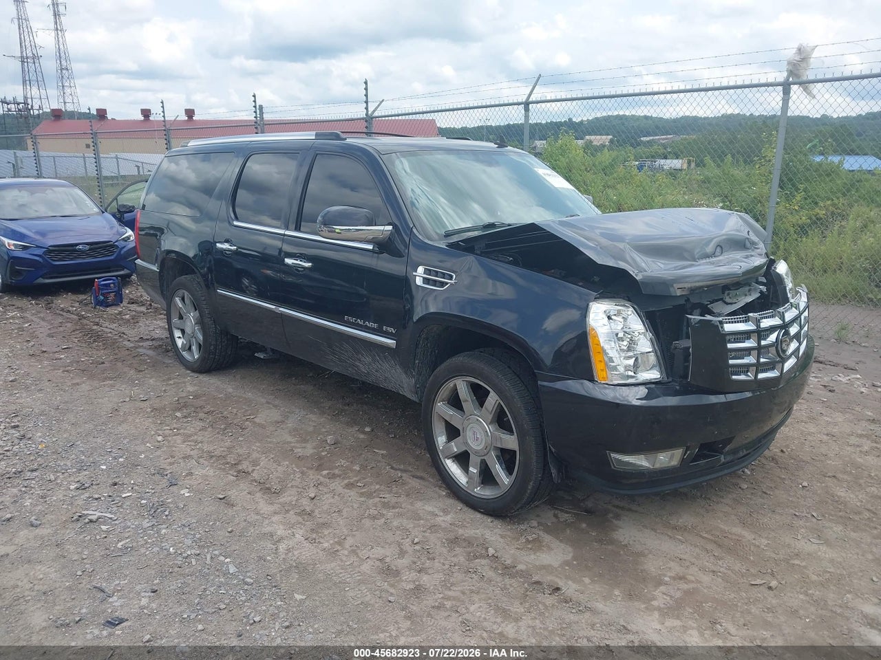 1GYS4HEF7CR****** · 2012 CADILLAC ESCALADE ESV LUXURY