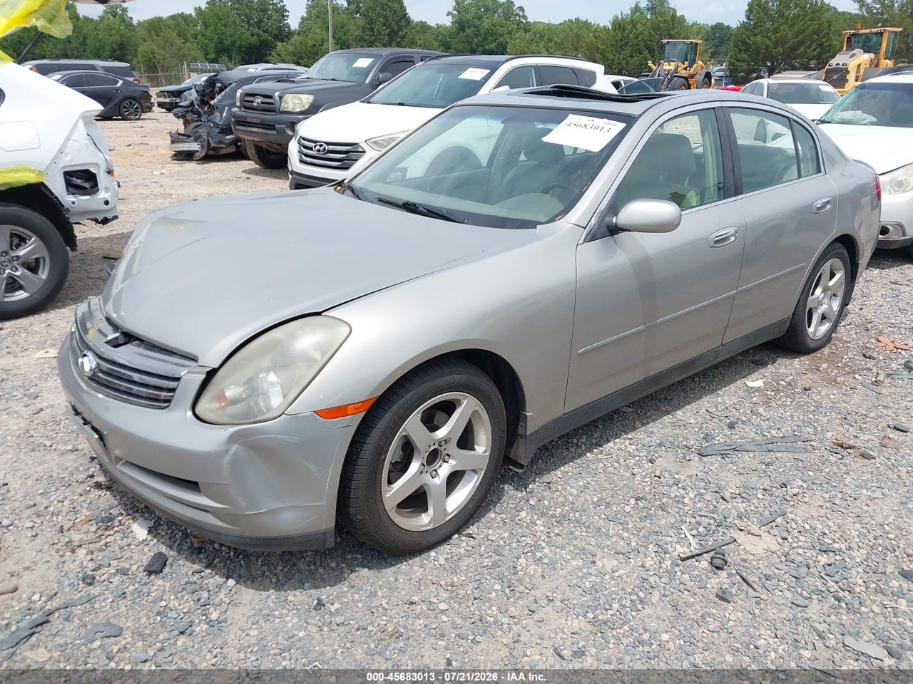 JNKCV51E94M****** · 2004 INFINITI G35   · 2/11