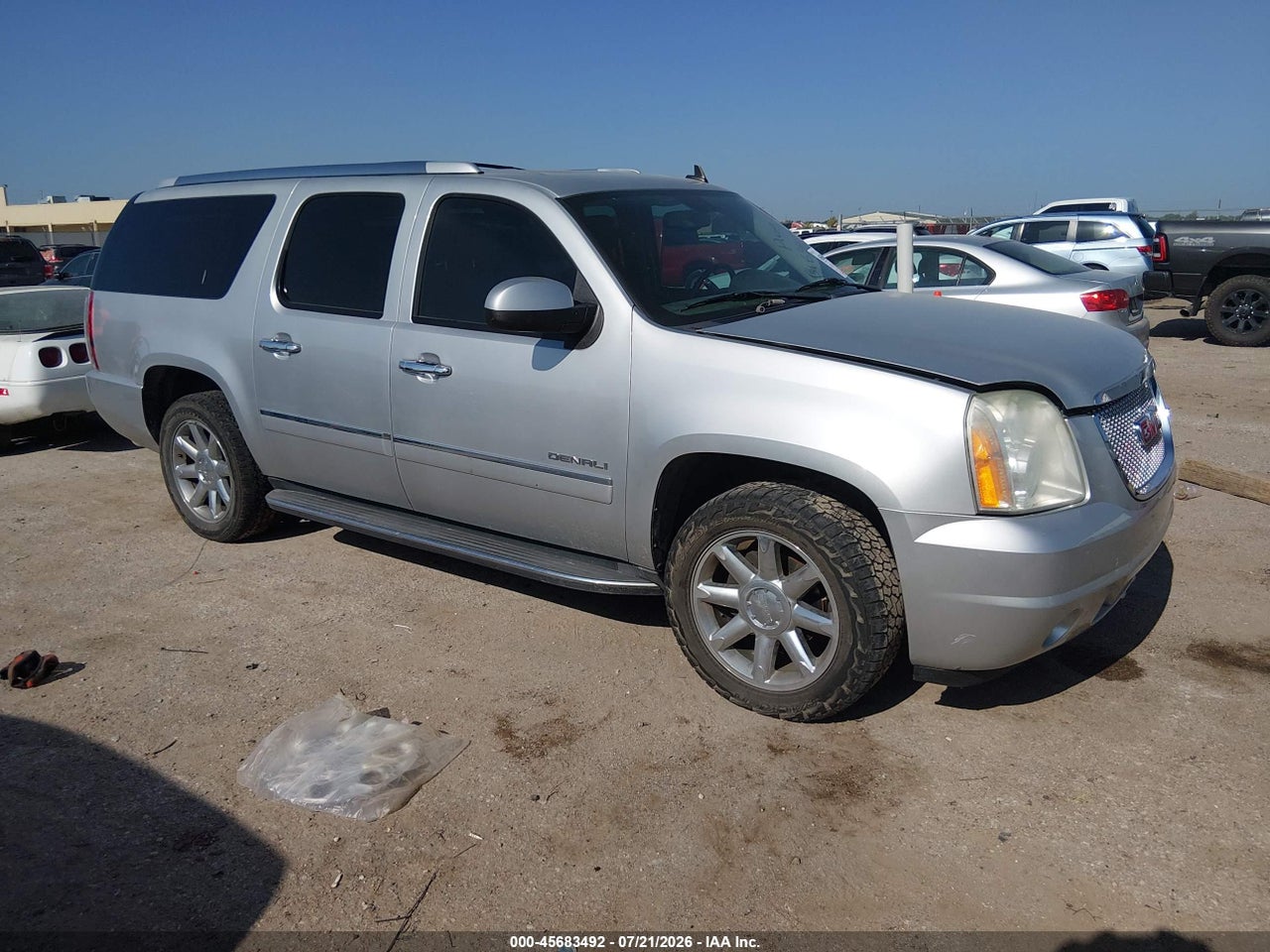 1GKS2MEF7CR****** · 2012 GMC YUKON XL 1500 DENALI