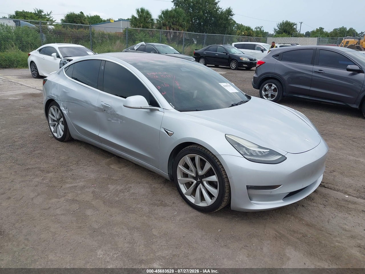 5YJ3E1EA6JF****** · 2018 TESLA MODEL 3 LONG RANGE/MID RANGE