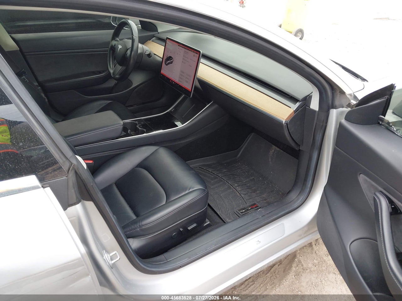 5YJ3E1EA6JF****** · 2018 TESLA MODEL 3 LONG RANGE/MID RANGE · 5/11