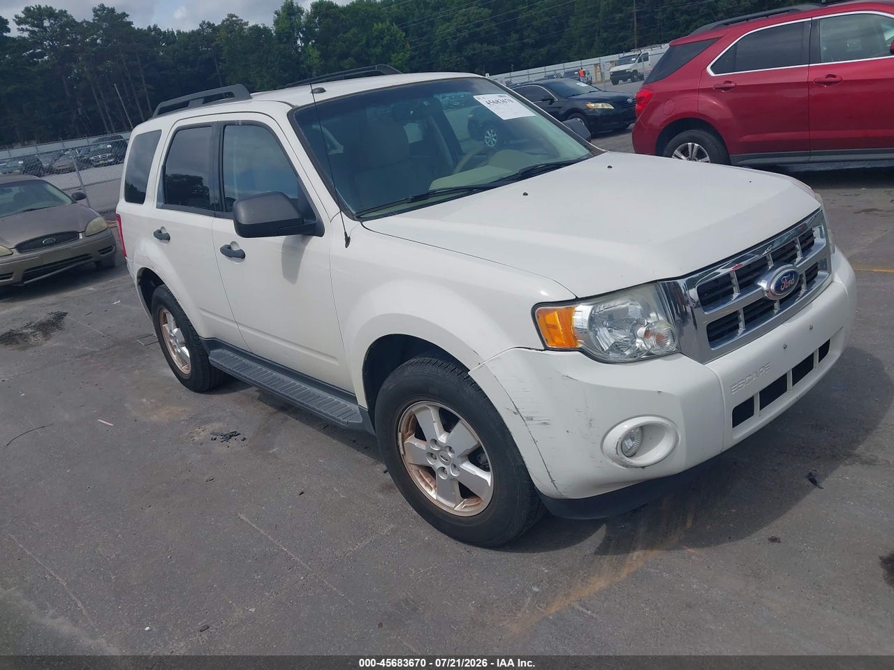 1FMCU0D79AK****** · 2010 FORD ESCAPE XLT