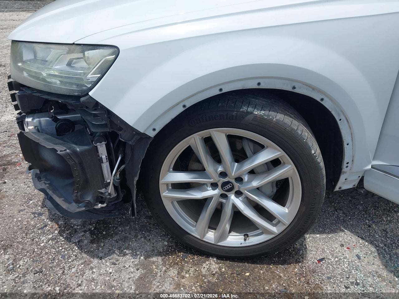 WA1VAAF76JD****** · 2018 AUDI Q7 3.0T PREMIUM · 6/11