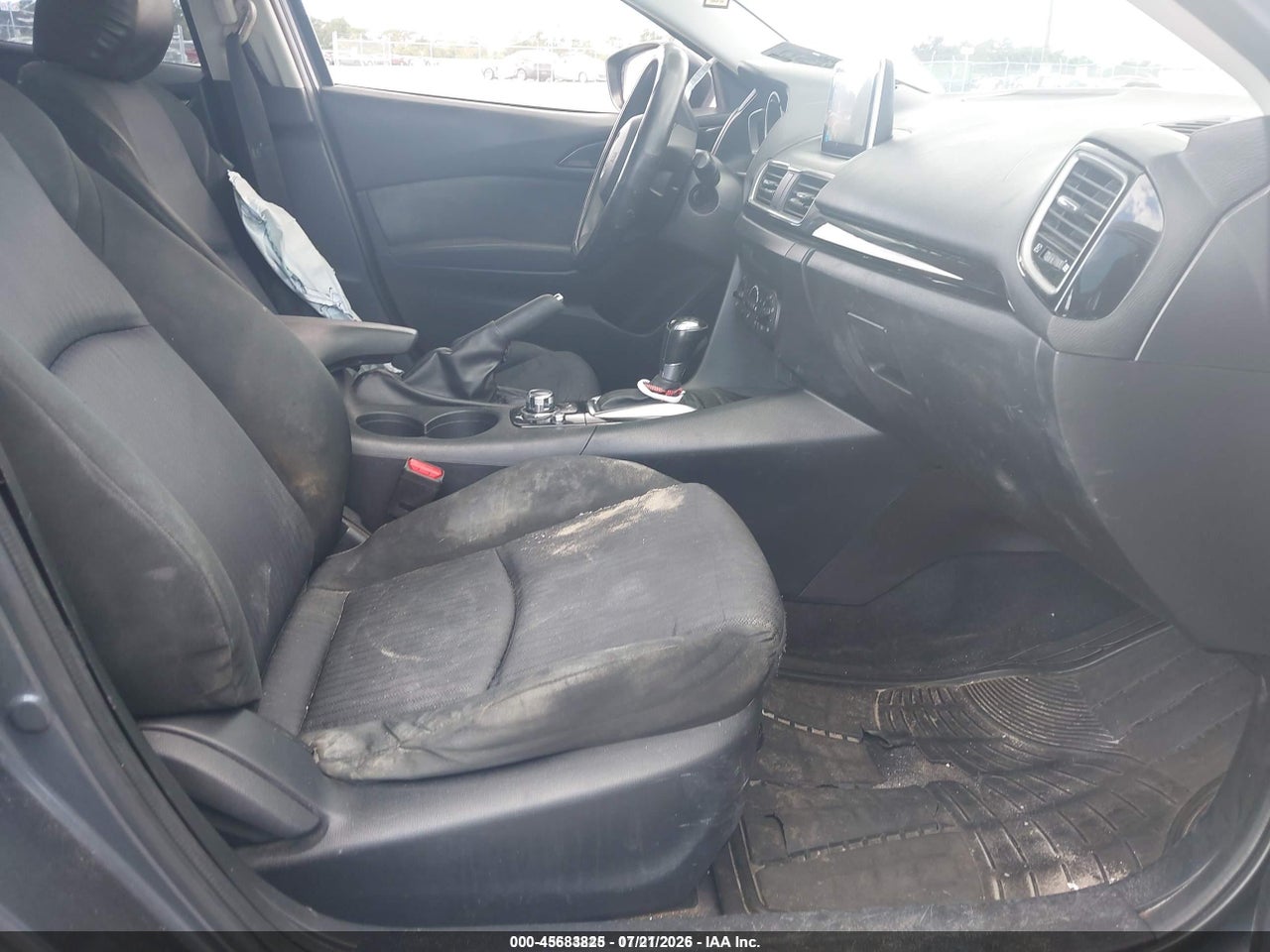 2015 MAZDA MAZDA3 I SPORT · 5/11