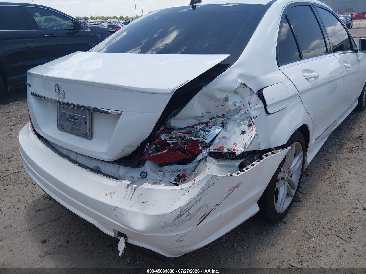 2013 MERCEDES-BENZ C 250 SPORT · 6/11