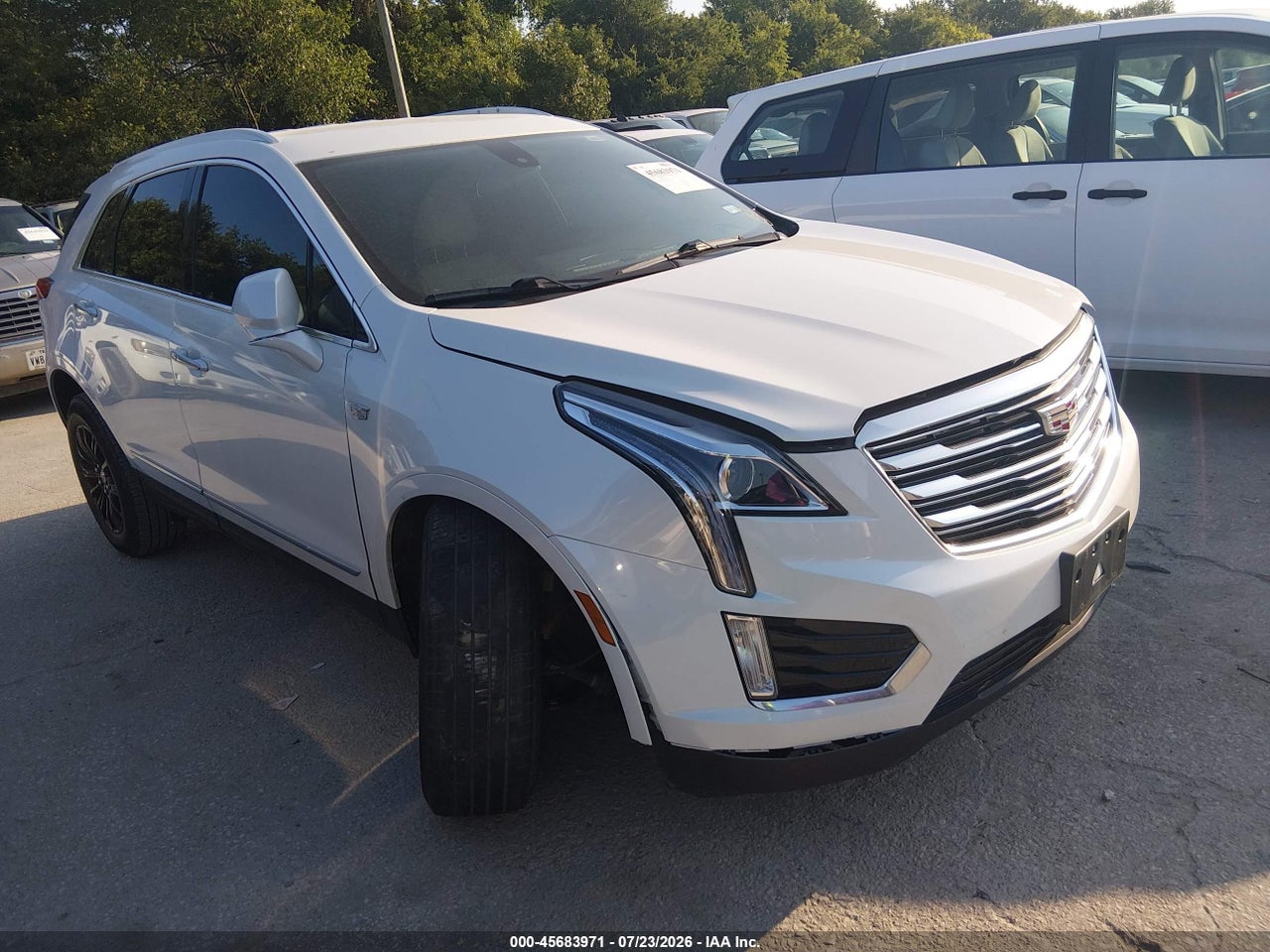 1GYKNARS4HZ****** · 2017 CADILLAC XT5 STANDARD