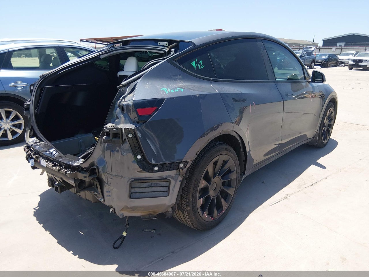 2021 TESLA MODEL Y LONG RANGE DUAL MOTOR ALL-WHEEL DRIVE · 4/11