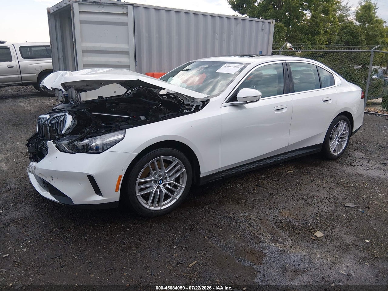 2025 BMW 530I XDRIVE · 2/11