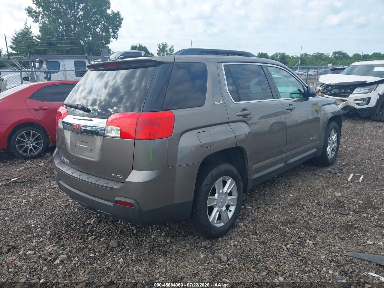 2CTFLTEC0B6****** · 2011 GMC TERRAIN SLE-2 · 4/11