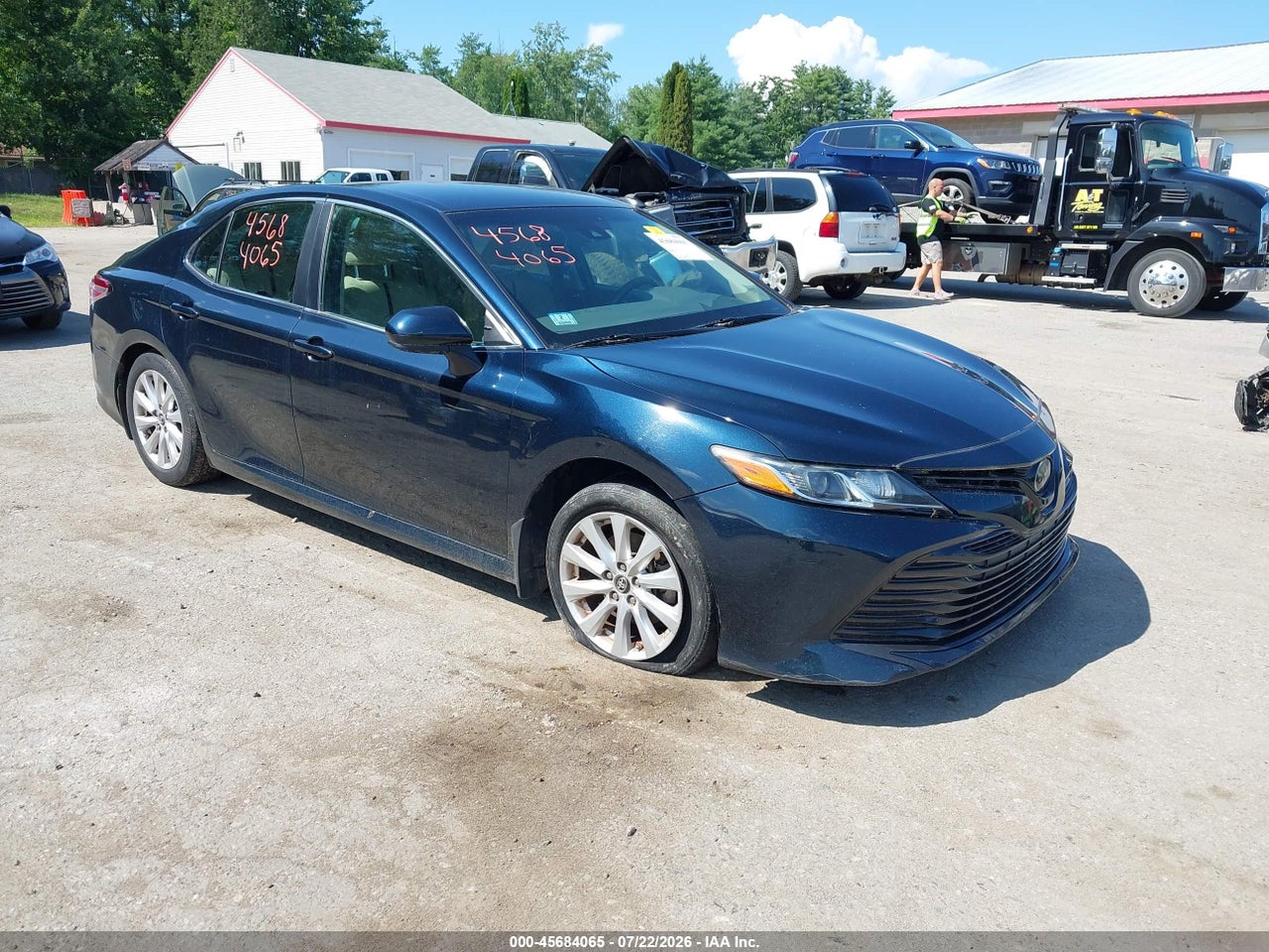 4T1B11HK5JU****** · 2018 TOYOTA CAMRY LE
