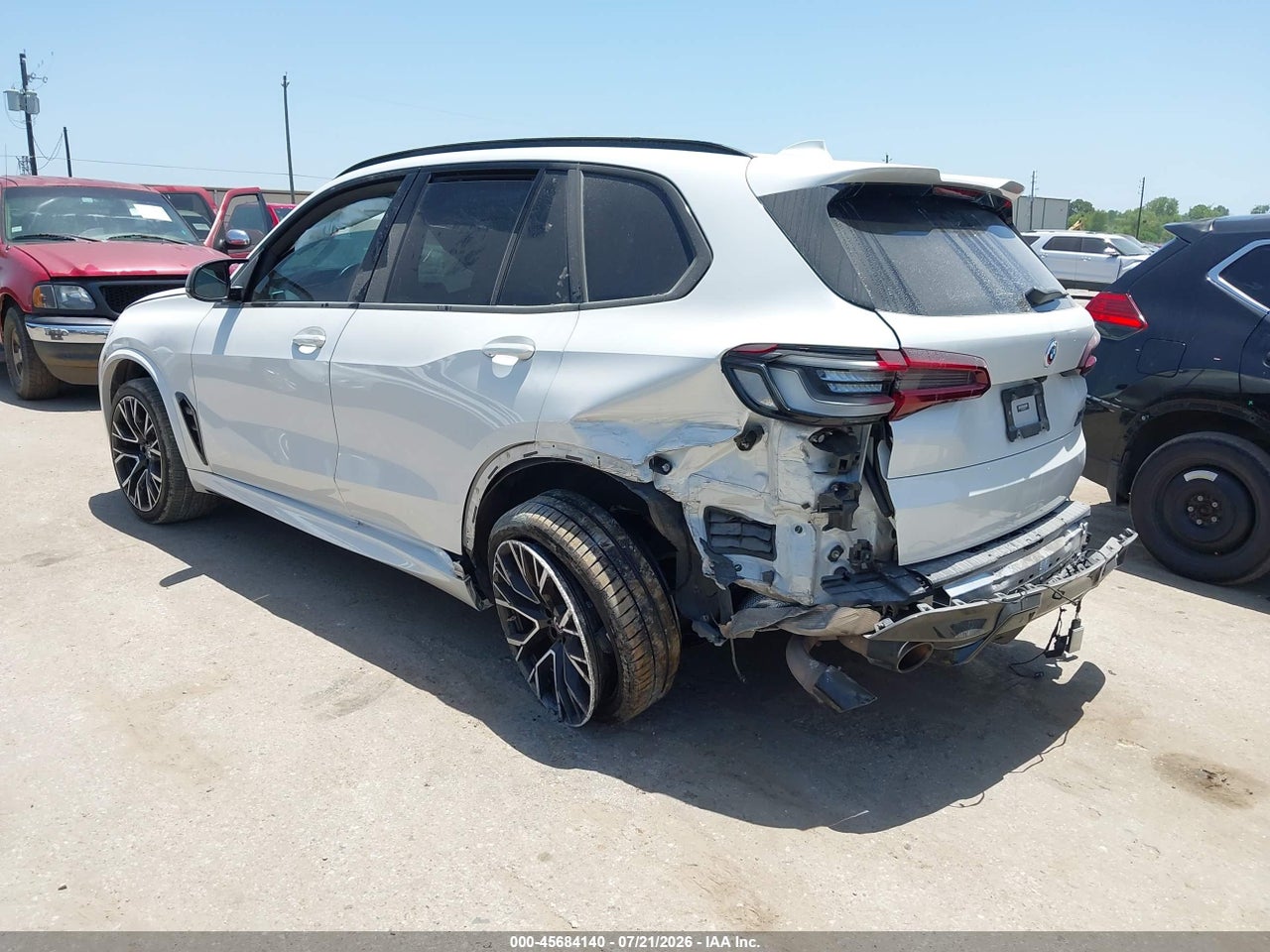 2022 BMW X5 M   · 3/11