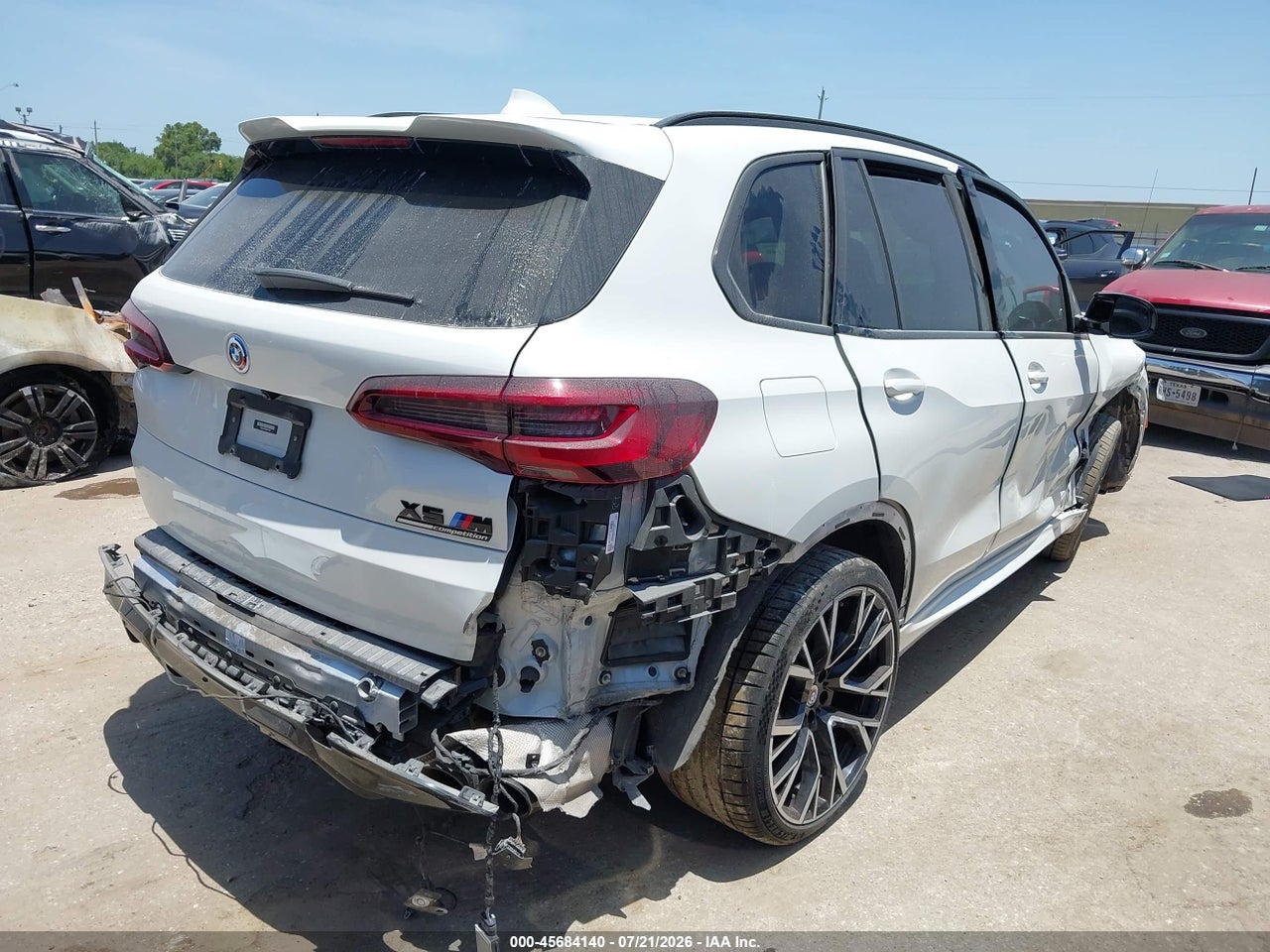 2022 BMW X5 M   · 4/11