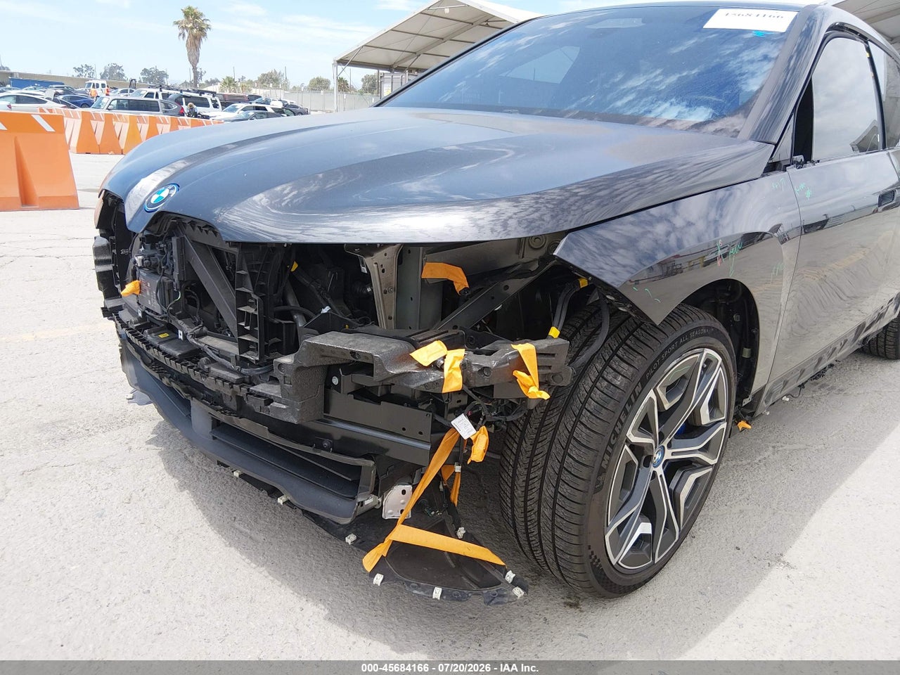 2025 BMW IX XDRIVE50 · 6/11