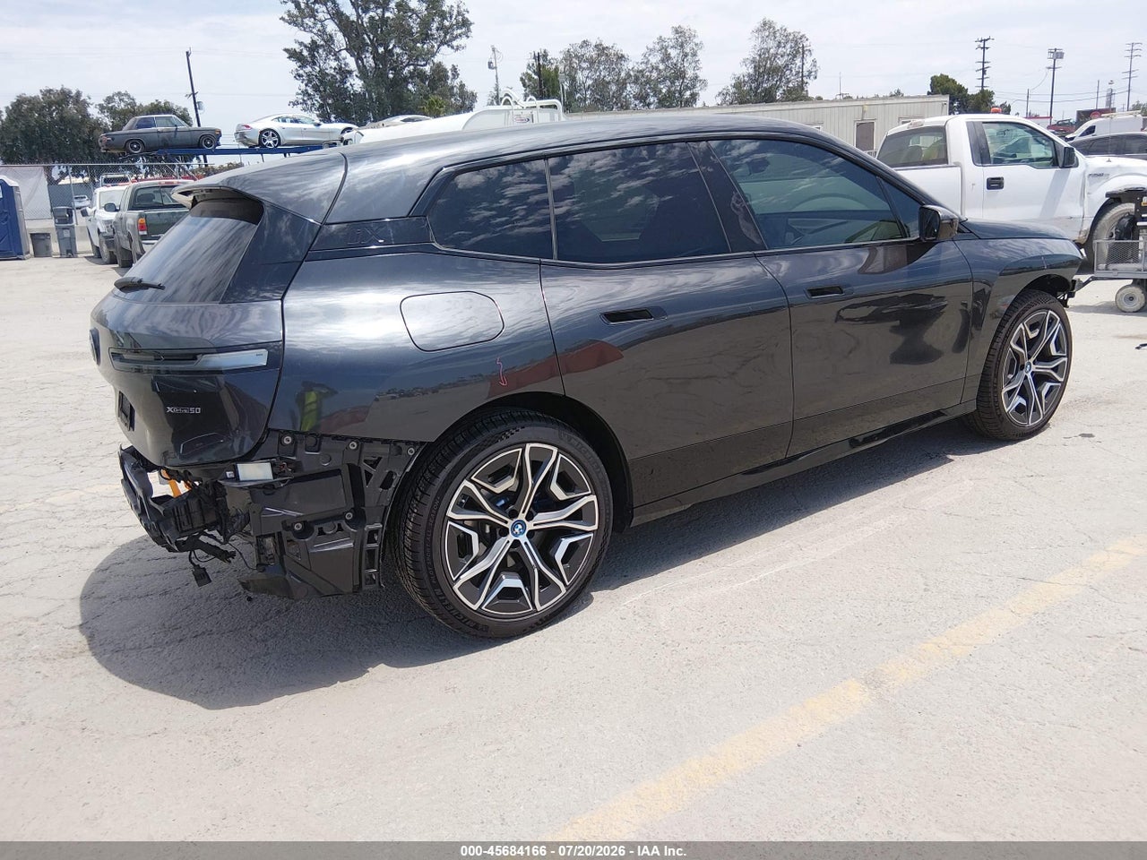 2025 BMW IX XDRIVE50 · 4/11