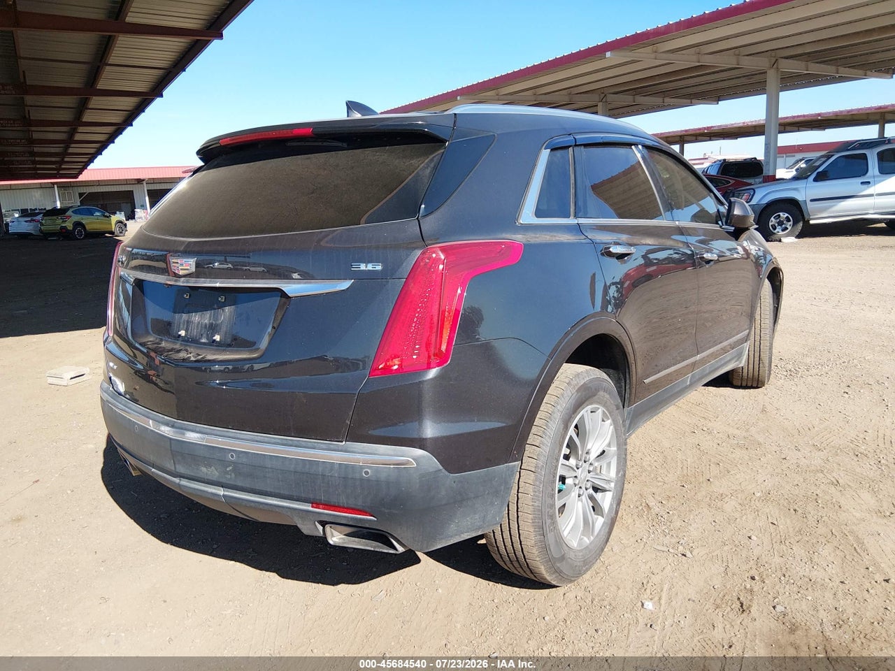 2017 CADILLAC XT5 LUXURY · 4/11