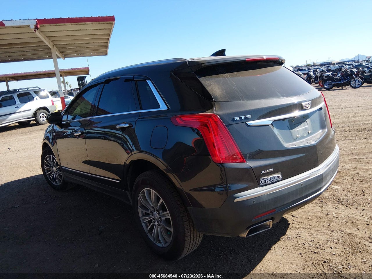 2017 CADILLAC XT5 LUXURY · 3/11