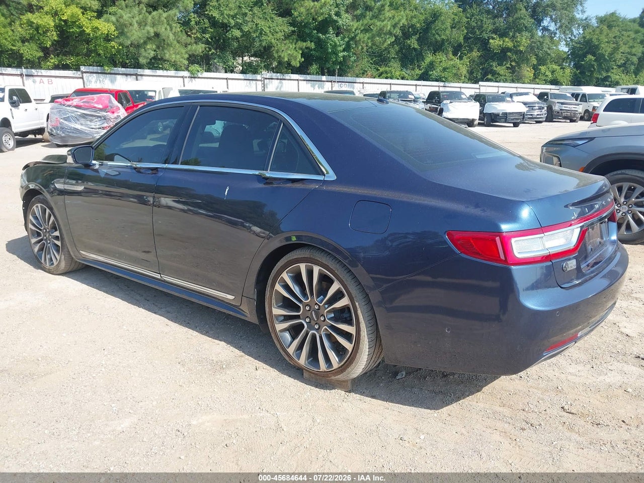 2017 LINCOLN CONTINENTAL RESERVE · 3/11