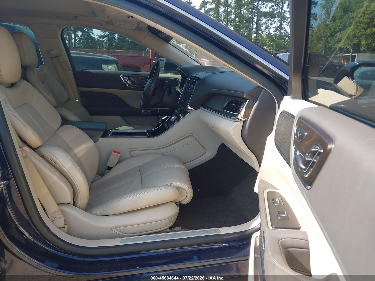 2017 LINCOLN CONTINENTAL RESERVE · 5/11