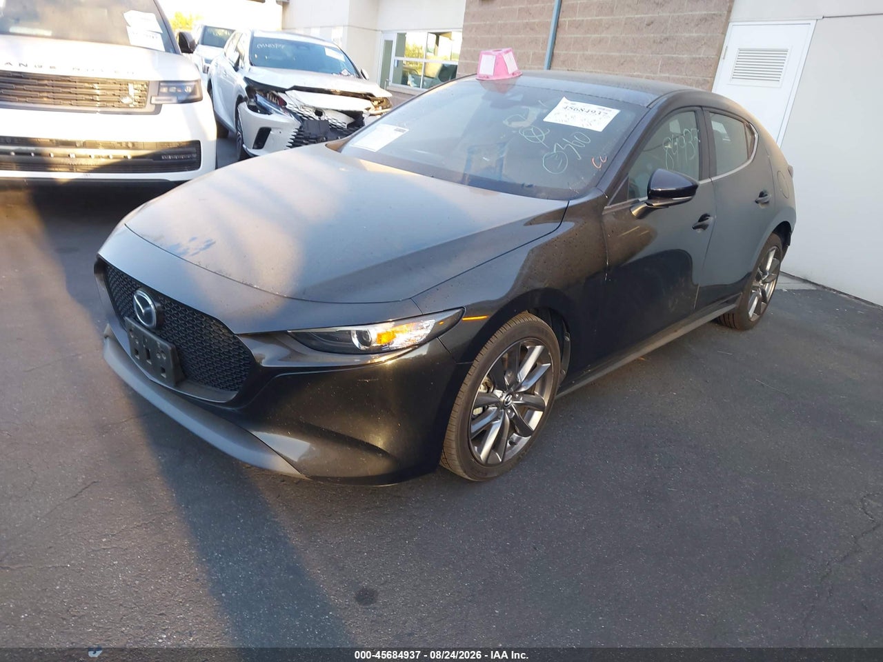 JM1BPAJM9K1****** · 2019 MAZDA MAZDA3   · 2/11